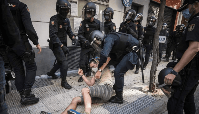 Desalojar ocupas: pasos y vías legales